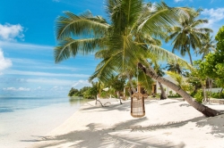 soukromá pláž Maledivy