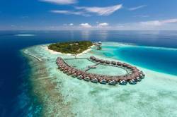 Baros-resort-Maledivy