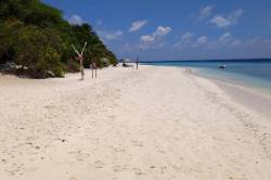 bikini pláž na ostrově Ukulhas