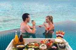 Furaveri-resort-maledivy-15