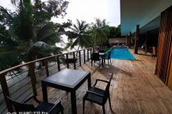Hotel-s-bazenem-Dharavandhoo-Maledivy-7