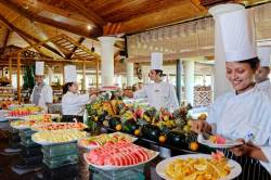 hlavni-restaurace-resortu