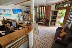 Hotel Maledivy,  ostrov Kamadhoo
