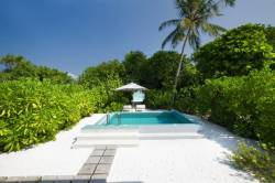 Sunset-Beach-Villa-with-Pool-Outdoor