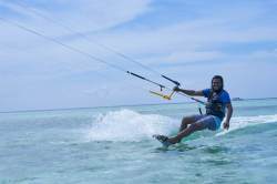 Kitesurfing-na-Maledivach-3