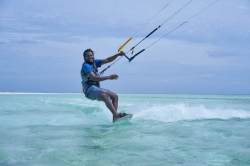 Kitesurfing-na-Maledivach-4
