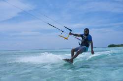 Kitesurfing-na-Maledivach-5