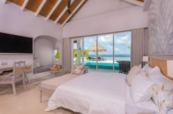 Sunrise-Beach-Pool-Villa-1