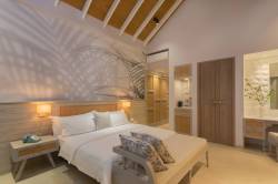 Sunrise-Beach-Pool-Villa-12