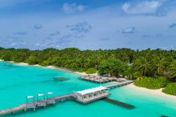 Kuramathi-resort-Maledivy
