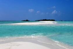sandbank-Dhigurah-Maledivy