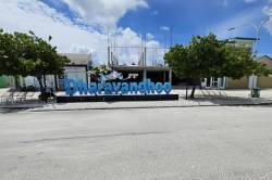nápis Dharavandhoo