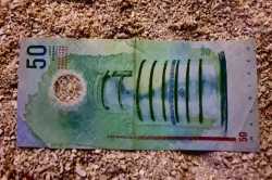 bankovka-50-rupii-zadni-strana