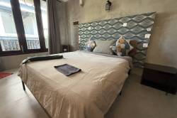 DELUXE-SUITE-1