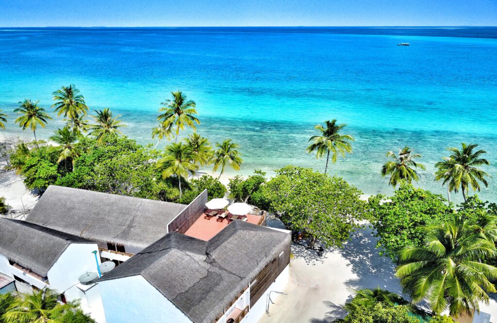 hotel Dhigurah Maledivy