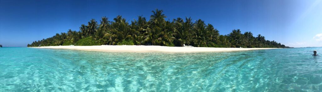 překrásný ostrov na Maledivách
