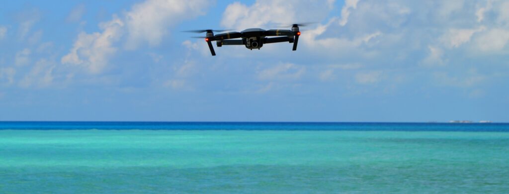 Dron Maledivy