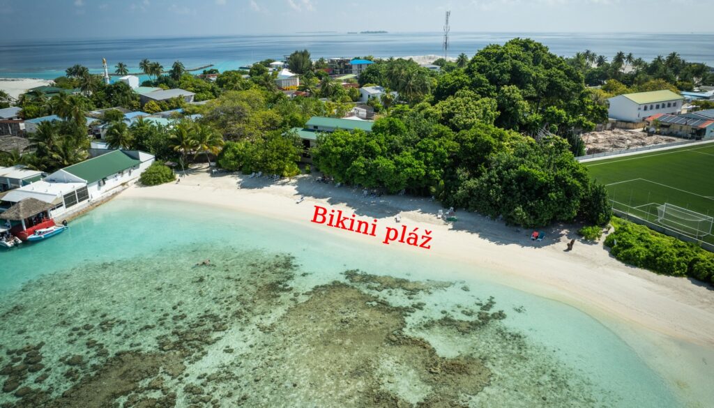 bikini pláž