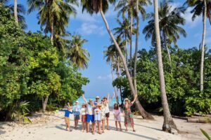 skupina klientů na baa atolu
