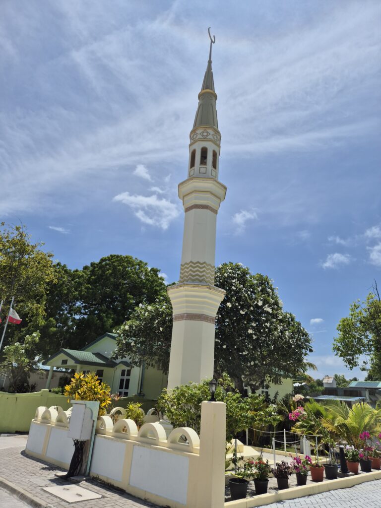 mešita na lokálním ostrově Medhoo